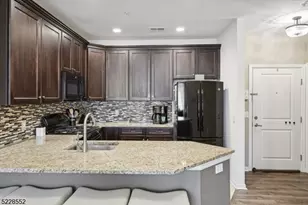 169 Tarrington Rd Unit, Hardyston Township, NJ 07419 - Photo 7