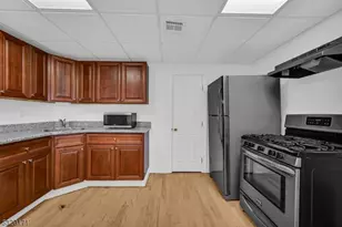 38 Morris St, Morristown, NJ 07960 - Photo 3