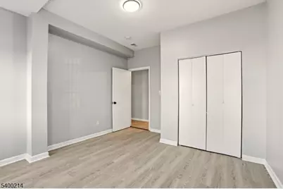 790 S 14th St, Newark, NJ 07108 - Photo 9