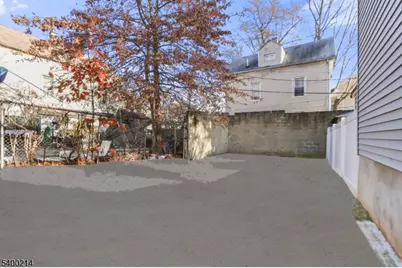 790 S 14th St, Newark, NJ 07108 - Photo 25