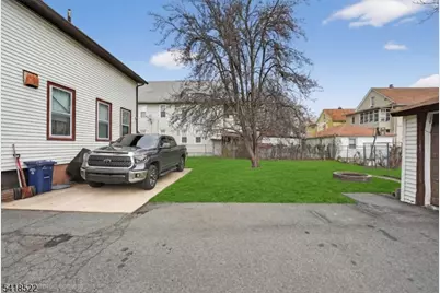 501 E 32nd St, Paterson, NJ 07504 - Photo 35