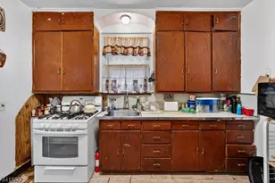 501 E 32nd St, Paterson, NJ 07504 - Photo 11