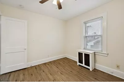 289 Hilton Ave, Union Township, NJ 07088 - Photo 19