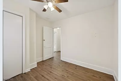 289 Hilton Ave, Union Township, NJ 07088 - Photo 17