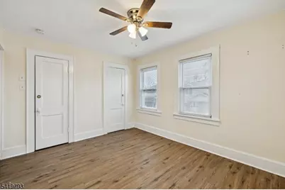 289 Hilton Ave, Union Township, NJ 07088 - Photo 25