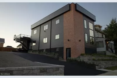 246 Cortlandt St #2, Belleville, NJ 07109 - Photo 21