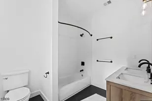 246 Cortlandt St, Belleville, NJ 07109 - Photo 11