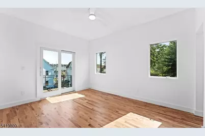 246 Cortlandt St #2, Belleville, NJ 07109 - Photo 9