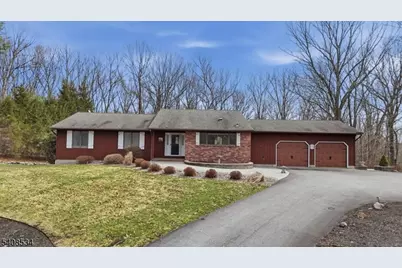 15 Copeley Rd, Hampton Township, NJ 07860 - Photo 1