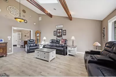 15 Copeley Rd, Hampton Township, NJ 07860 - Photo 9