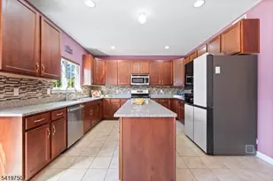 6 Quick Ct, Franklin Township, NJ 08873 - Photo 11