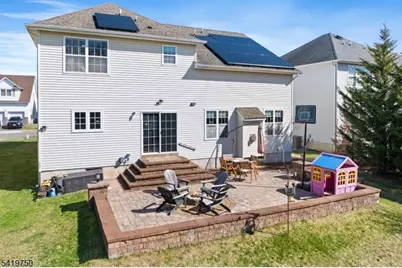 6 Quick Ct, Franklin Township, NJ 08873 - Photo 3