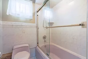 17 Cole Rd, Cedar Grove, NJ 07009 - Photo 17