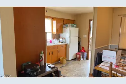 103 Legion St, Pompton Lakes, NJ 07442 - Photo 5