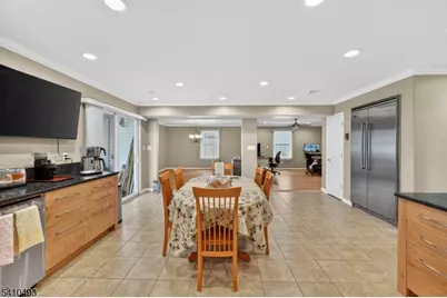 1109 Overlook Ter, Union Township, NJ 07083 - Photo 11