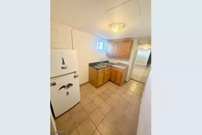 204 Burgess Pl, Passaic, NJ 07055 - Photo 19