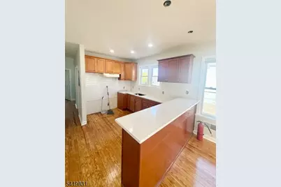 204 Burgess Pl, Passaic, NJ 07055 - Photo 9