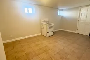 204 Burgess Pl, Passaic, NJ 07055 - Photo 15