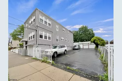 204 Burgess Pl, Passaic, NJ 07055 - Photo 3