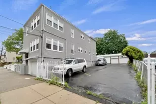 204 Burgess Pl, Passaic, NJ 07055 - Photo 3