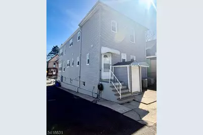 204 Burgess Pl, Passaic, NJ 07055 - Photo 5