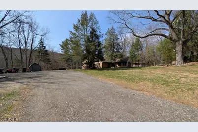 534 Hamburg Tpke, West Milford, NJ 07480 - Photo 17