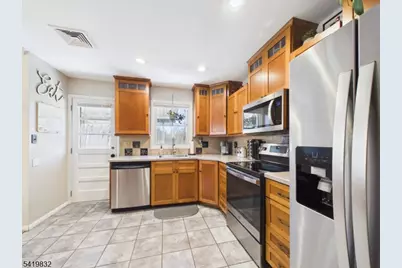 602 Green Pond Rd, Rockaway Township, NJ 07866 - Photo 9