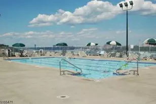 8700 Blvd E, North Bergen Twp., NJ 07047 - Photo 23