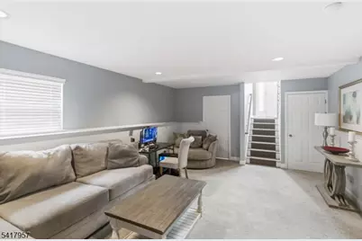 32 Oak Point Dr, Hamburg, NJ 07419 - Photo 13