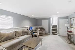 32 Oak Point Dr, Hamburg, NJ 07419 - Photo 13