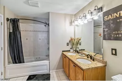 32 Oak Point Dr, Hamburg, NJ 07419 - Photo 11