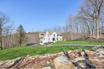 172 Miller Rd, Kinnelon, NJ 07405 - Photo 3