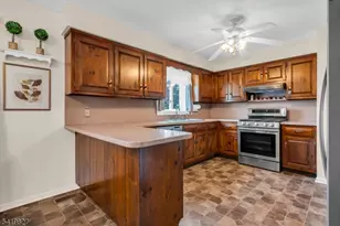 200 Zion Rd, Hillsborough Township, NJ 08844 - Photo 5