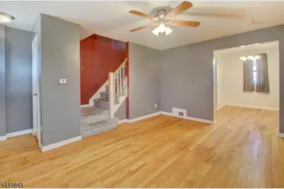 824 N Stiles St, Linden, NJ 07036 - Photo 5