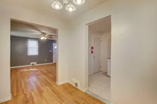 824 N Stiles St, Linden, NJ 07036 - Photo 7