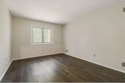 83 Patriots Rd, Parsippany, NJ 07950 - Photo 15