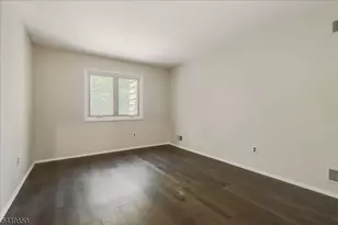 83 Patriots Rd, Parsippany, NJ 07950 - Photo 15