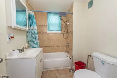 303 S 11th St, Newark, NJ 07103 - Photo 9