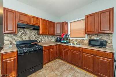 303 S 11th St, Newark, NJ 07103 - Photo 5