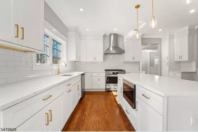 1 Lourdes Ct, Andover Township, NJ 07860 - Photo 5