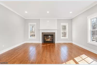 1 Lourdes Ct, Andover Township, NJ 07860 - Photo 9