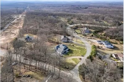 1 Lourdes Ct, Andover Township, NJ 07860 - Photo 37