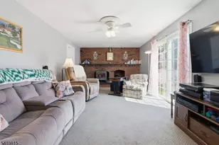 36 Esther Dr, Vernon, NJ 07422 - Photo 7