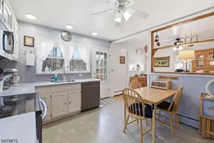 36 Esther Dr, Vernon, NJ 07422 - Photo 23