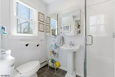 36 Esther Dr, Vernon, NJ 07422 - Photo 9