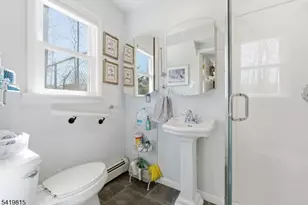 36 Esther Dr, Vernon, NJ 07422 - Photo 9