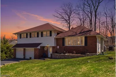 36 Esther Dr, Vernon, NJ 07422 - Photo 7