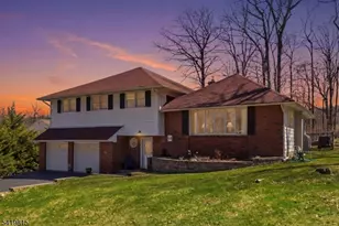 36 Esther Dr, Vernon, NJ 07422 - Photo 7