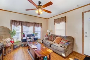 17 E 6th St, Moonachie, NJ 07074 - Photo 5