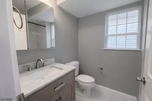 231 N 12th St, Newark, NJ 07107 - Photo 11